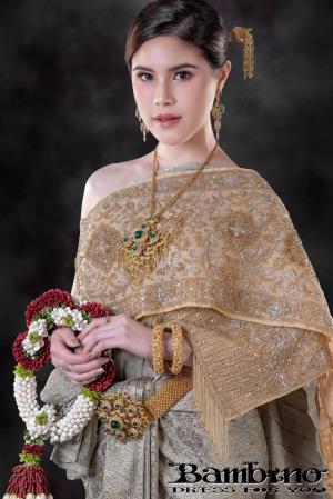 ชุดไทยเจ้าสาว ชุดไทยจักรพรรดิ์ เช่าที่แบมบี้ เวดดิ้ง ห้วยขวาง